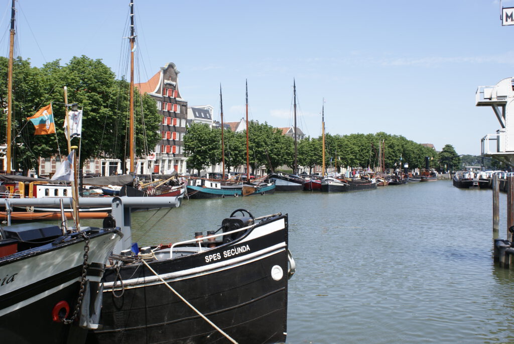 Dordrecht de stad waar drie rivieren samenkomen